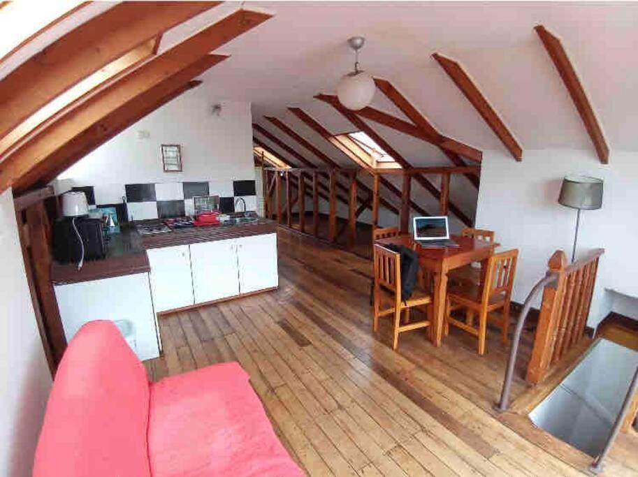 Loft Privado Cerro Alegre, Estilo Buhardilla. Valparaíso